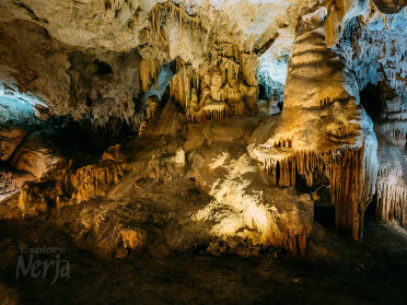 Nerja caves 5